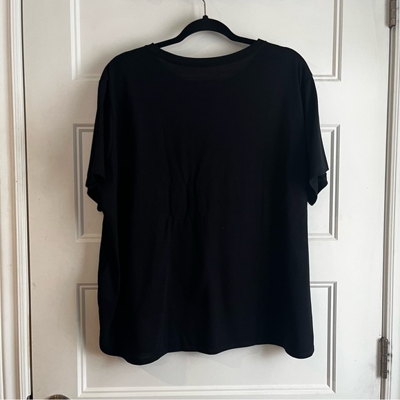 Joe Fresh Women’s Lightweight Relaxed Black Tee | 2X - Picture 2 of 4